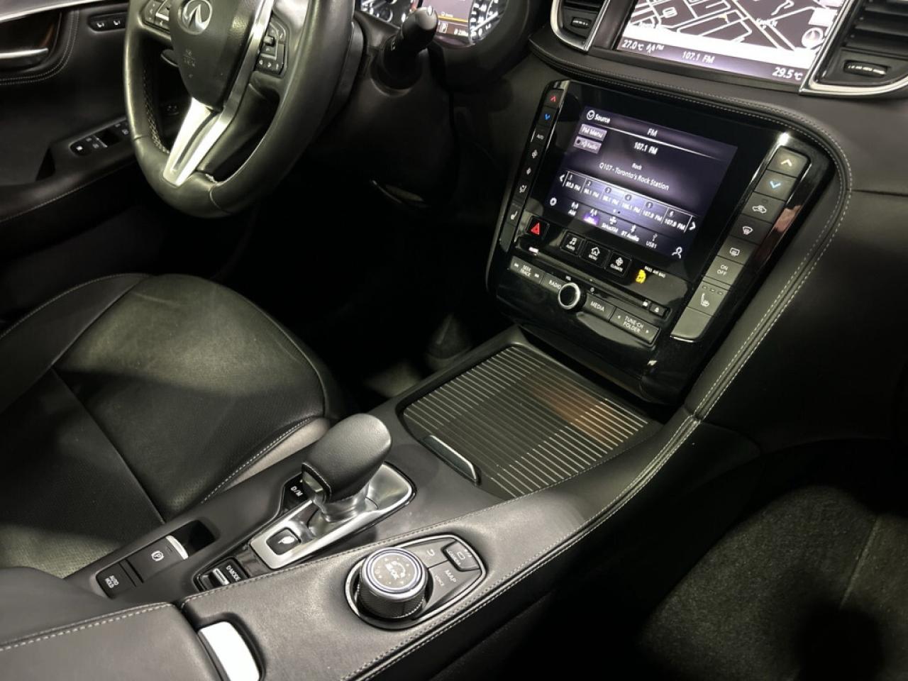 2022 Infiniti QX55 ESSENTIAL AWD/Leather/Sunroof/NAVI/Drive Assist/Cl Photo