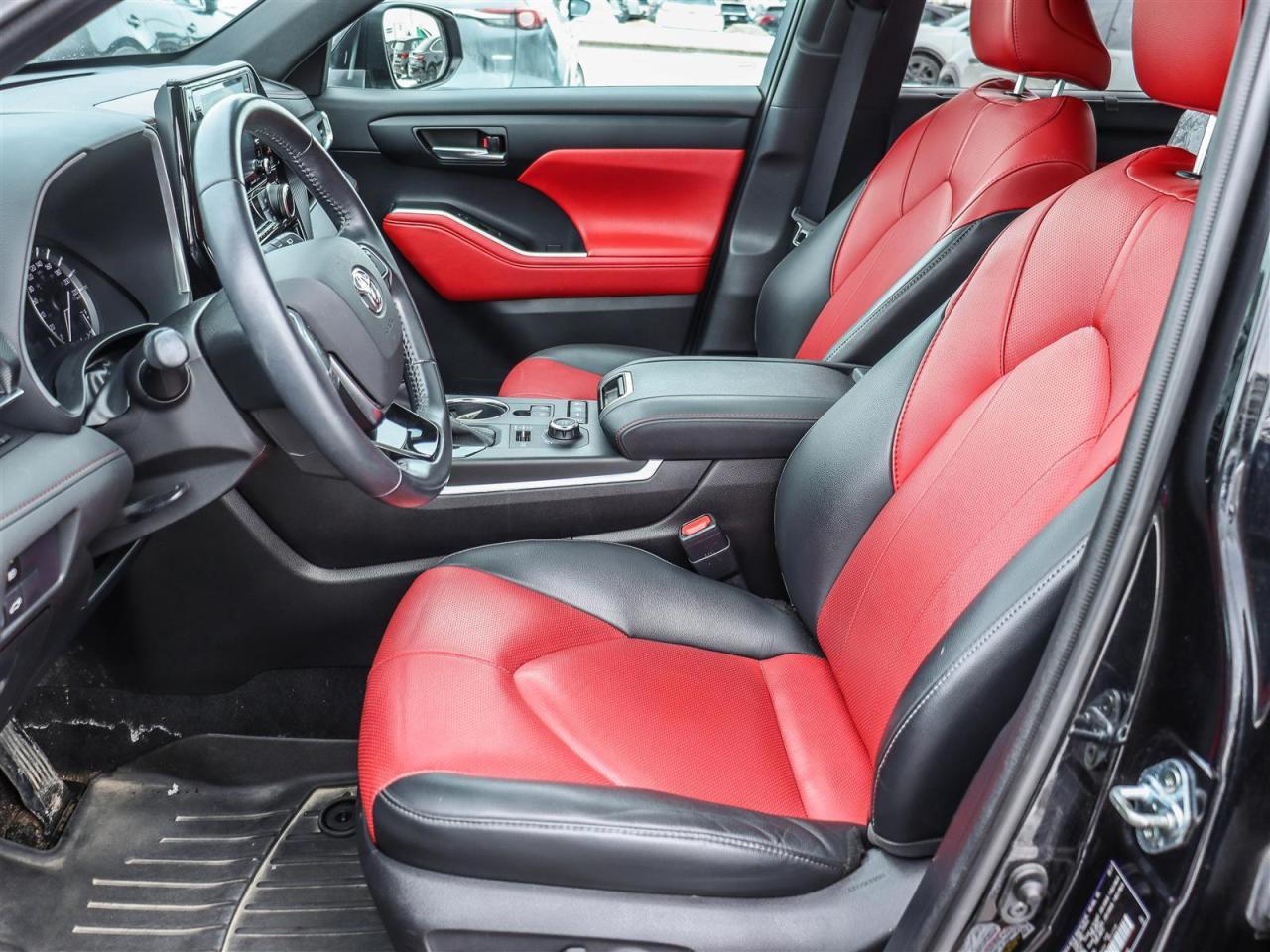 2021 Toyota Highlander XSE 4dr All-Wheel Drive Photo