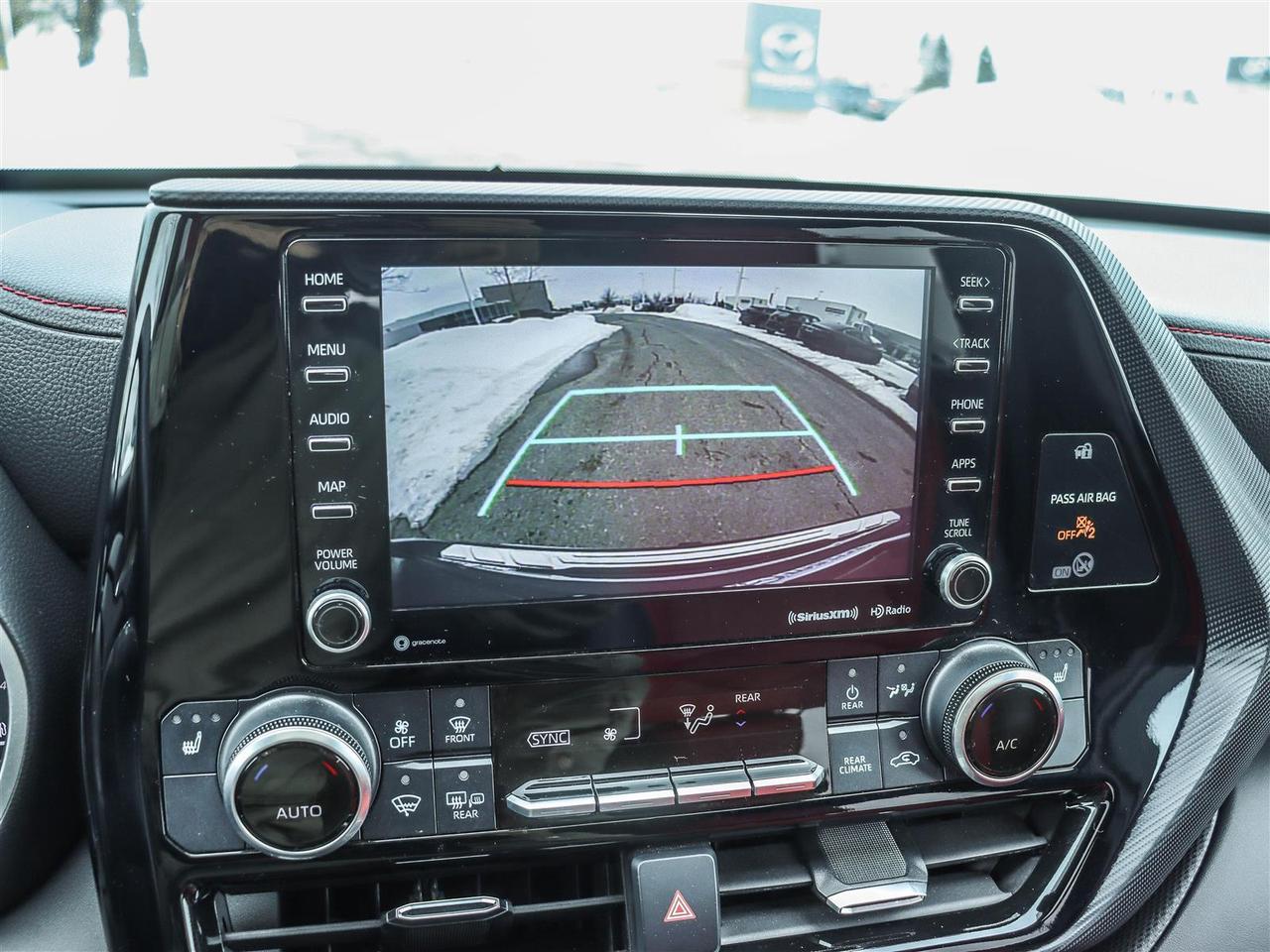 2021 Toyota Highlander XSE 4dr All-Wheel Drive Photo
