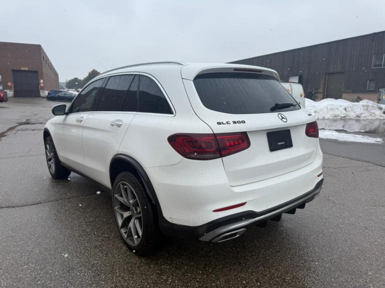 2020 Mercedes-Benz GLC300 AMG Pkg GLC 300  4MATIC/Clean carfax Photo