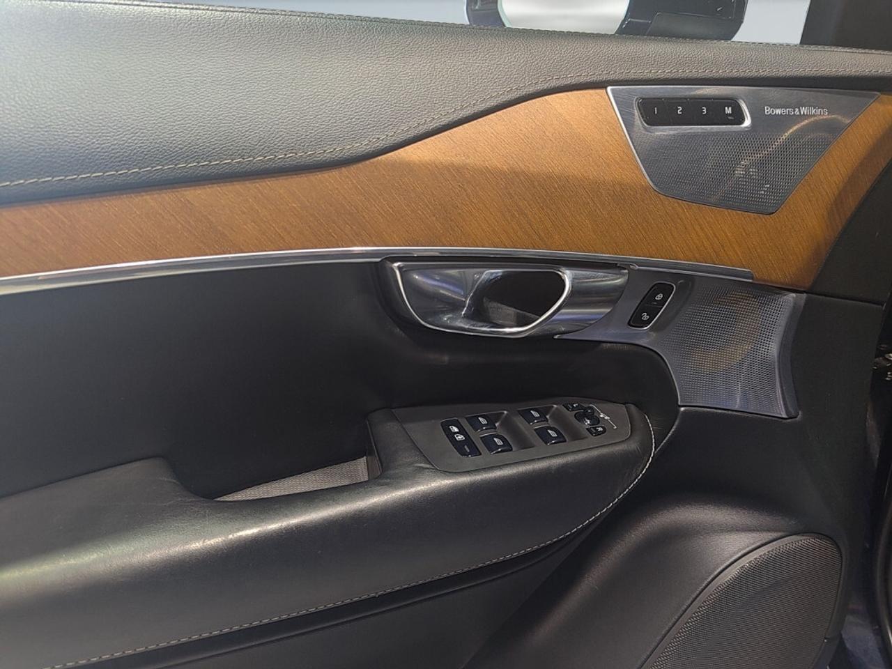 2019 Volvo XC90 T6 AWD Inscription / 7 Seater / NAV / Sunroof / Le Photo
