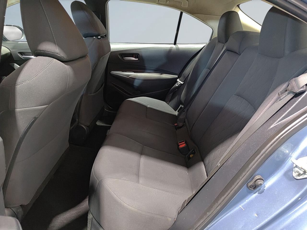 2020 Toyota Corolla LE Sedan / Back Up Cam / Bluetooth / Heated Seats Photo