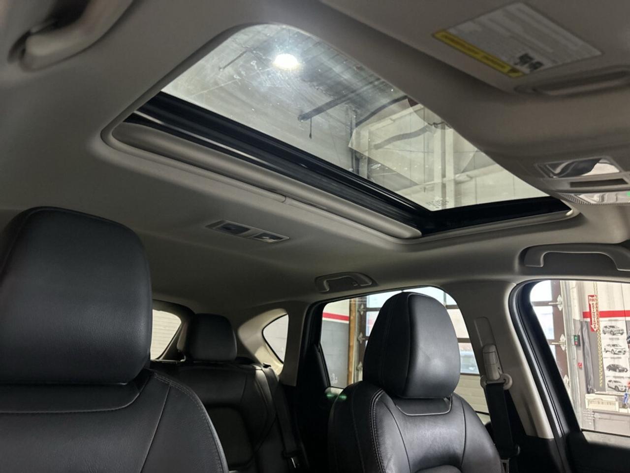 2021 Mazda CX-5 GT AWD / NAV / CarPlay / Leather / Sunroof / Adapt Photo