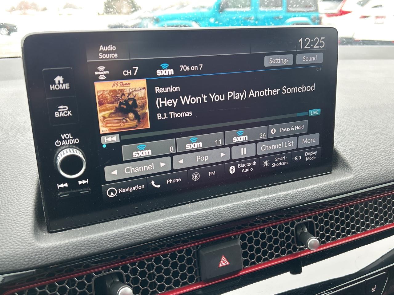 2024 Honda Civic Si Sedan Manual Sunroof CarPlay Wireless Charger Low Kms Photo