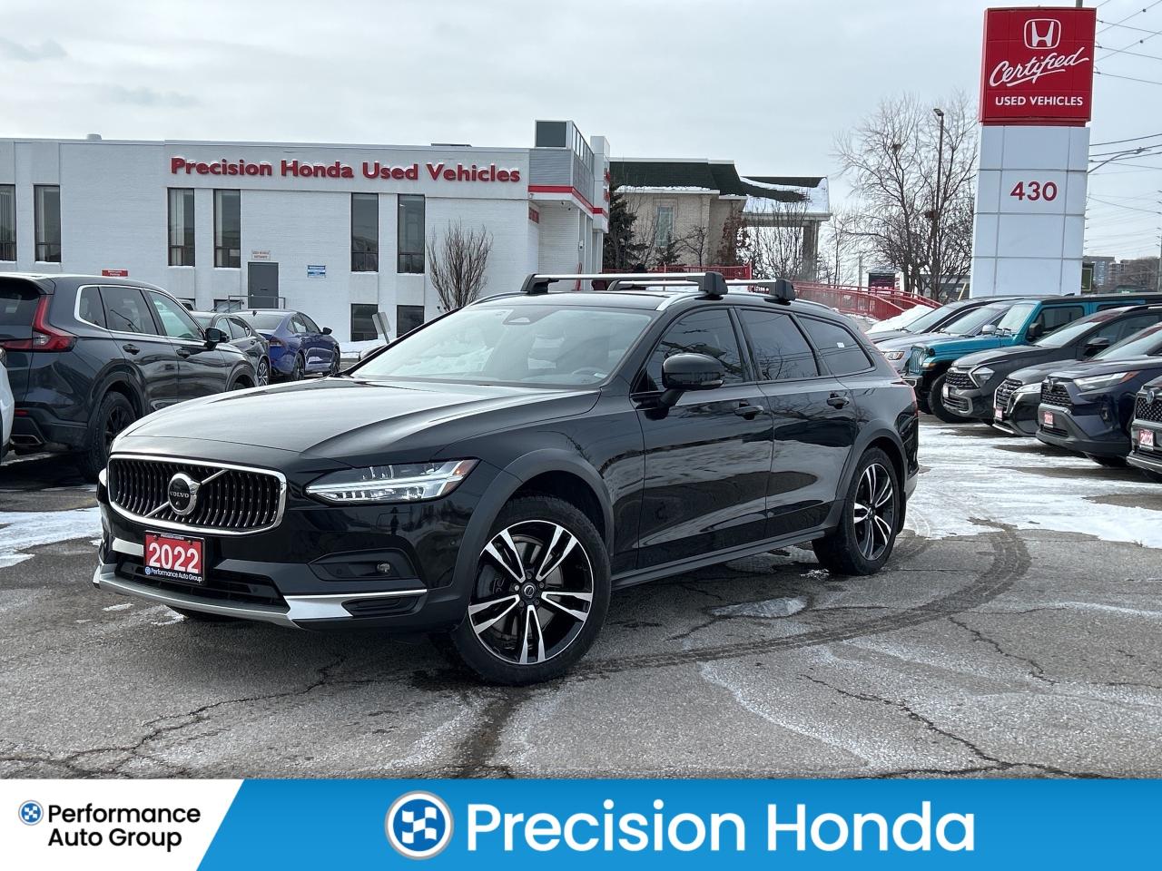 2022 Volvo V90 Cross Country B6 AWD Leather CarPlay Wireless Charging HUD Photo