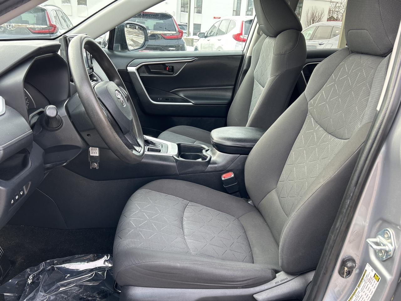 2020 Toyota RAV4 LE AWD  Rear Cam  Bluetooth  CarPlay Heated Seats Photo