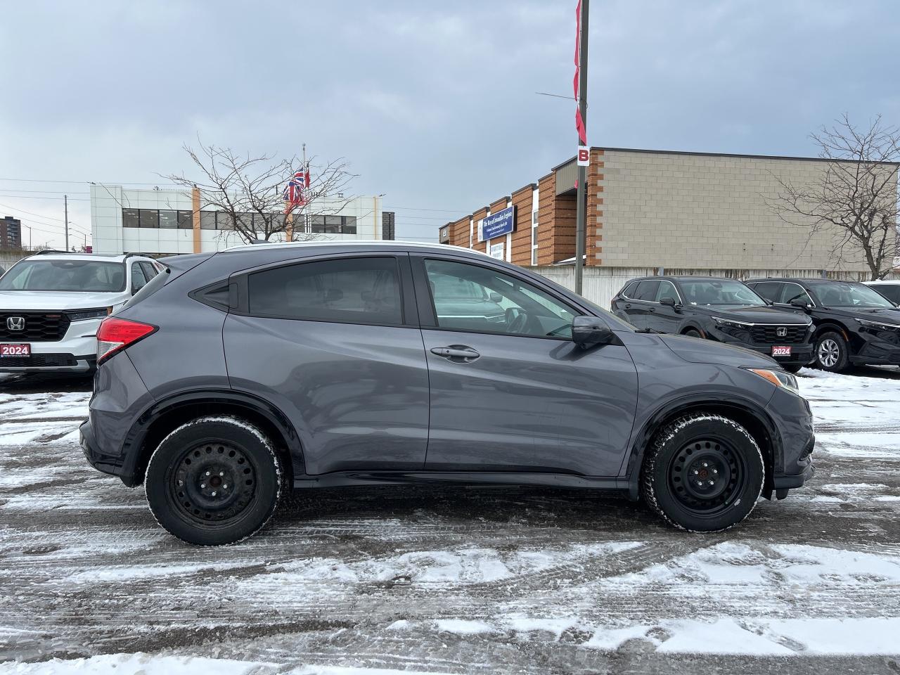 2020 Honda HR-V Sport CarPlay Rear Cam Sunroof Heated Seats Photo