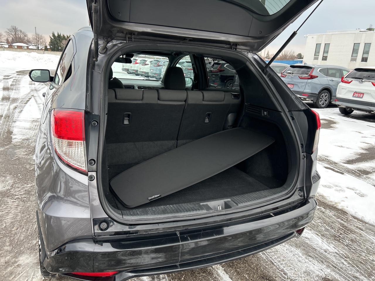 2020 Honda HR-V Sport CarPlay Rear Cam Sunroof Heated Seats Photo