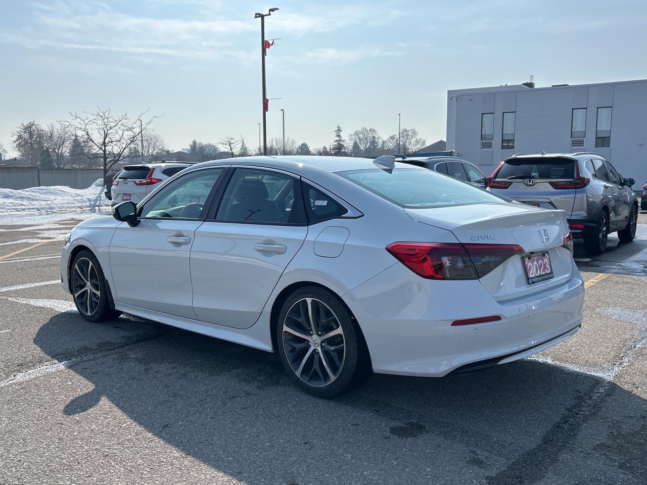 2023 Honda Civic Sedan Touring CVT Leather Navigation Sunroof carPlay Photo