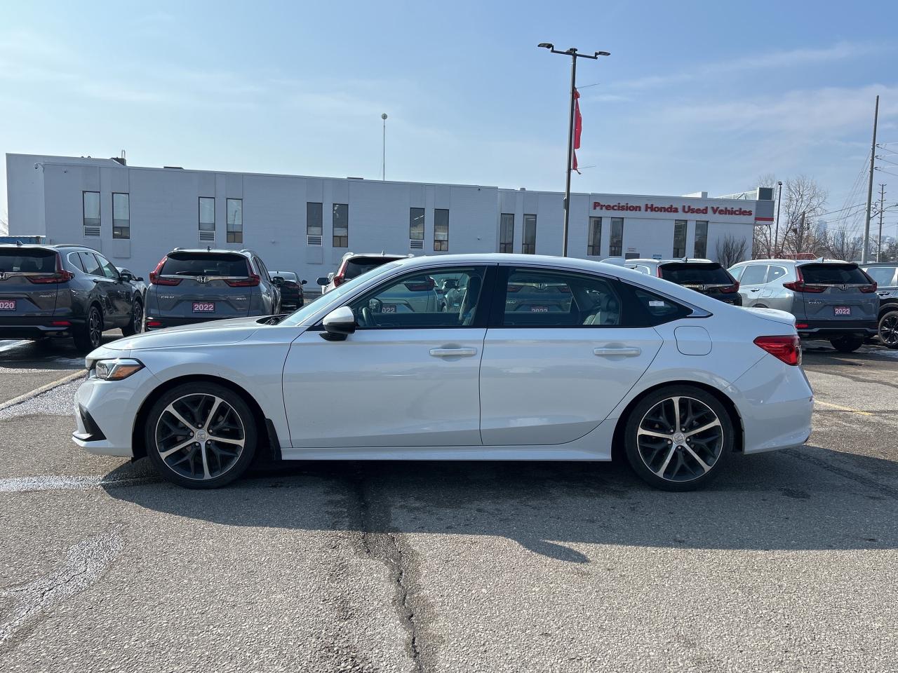 2023 Honda Civic Sedan Touring CVT Leather Navigation Sunroof carPlay Photo