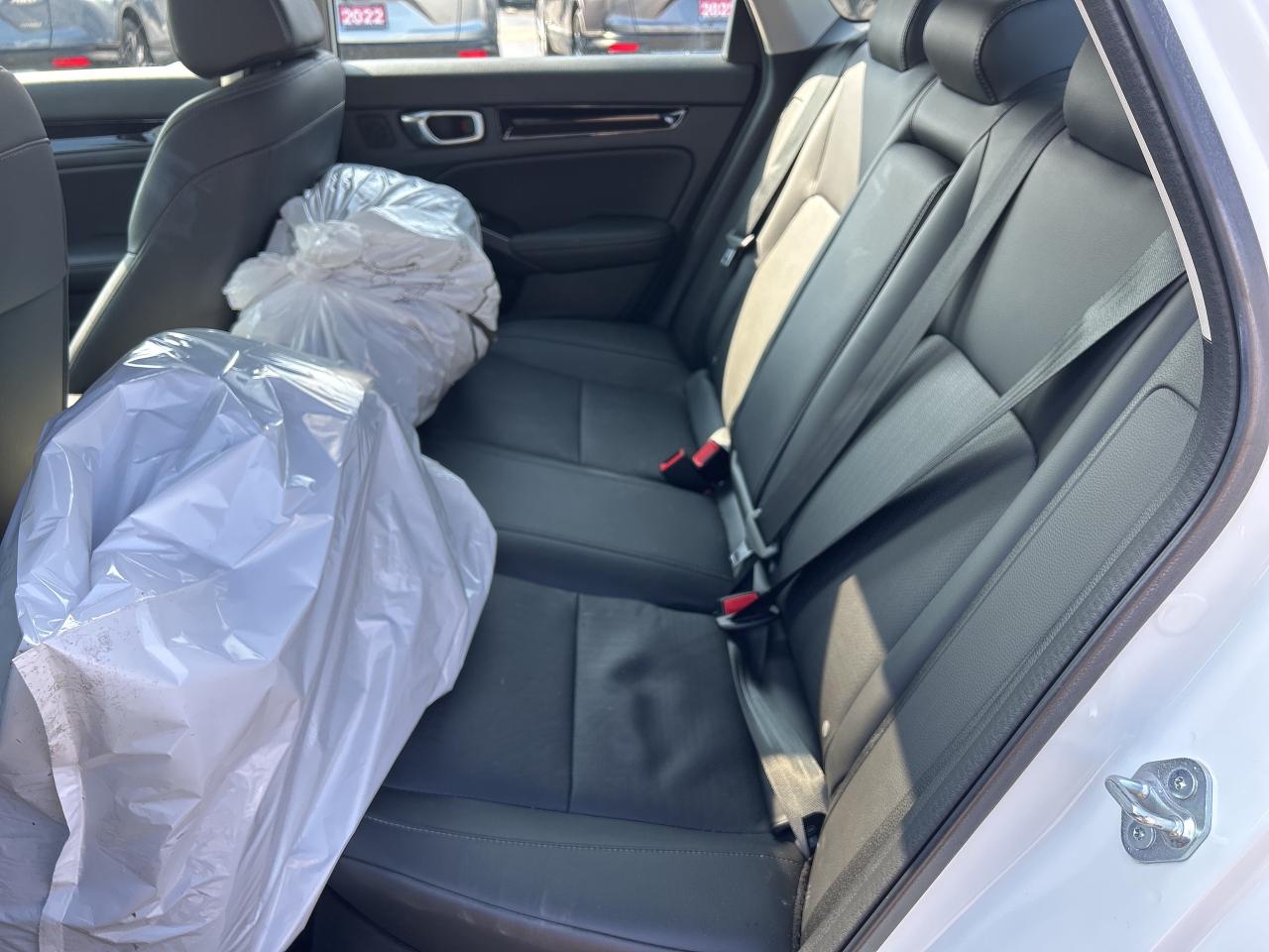 2023 Honda Civic Sedan Touring CVT Leather Navigation Sunroof carPlay Photo