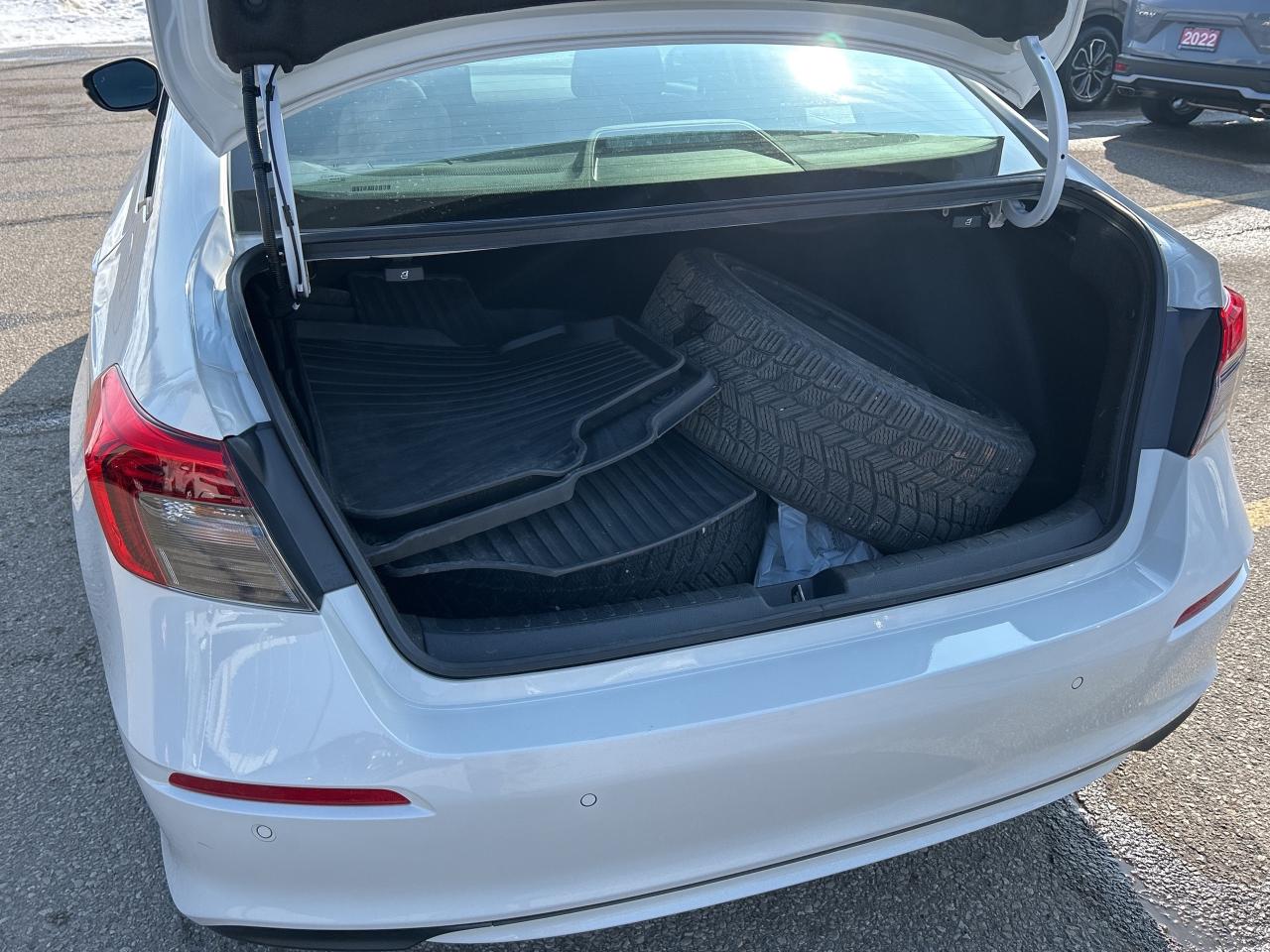 2023 Honda Civic Sedan Touring CVT Leather Navigation Sunroof carPlay Photo