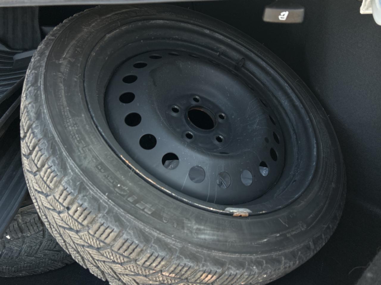 2023 Honda Civic Sedan Touring CVT Leather Navigation Sunroof carPlay Photo