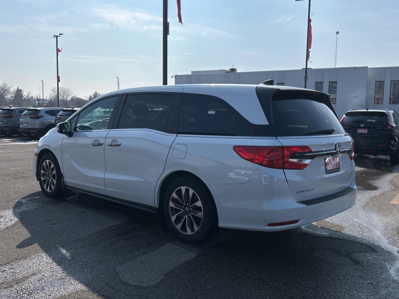 2021 Honda Odyssey EX-L RES Leather Sunroof DVD CarPlay One owner Photo