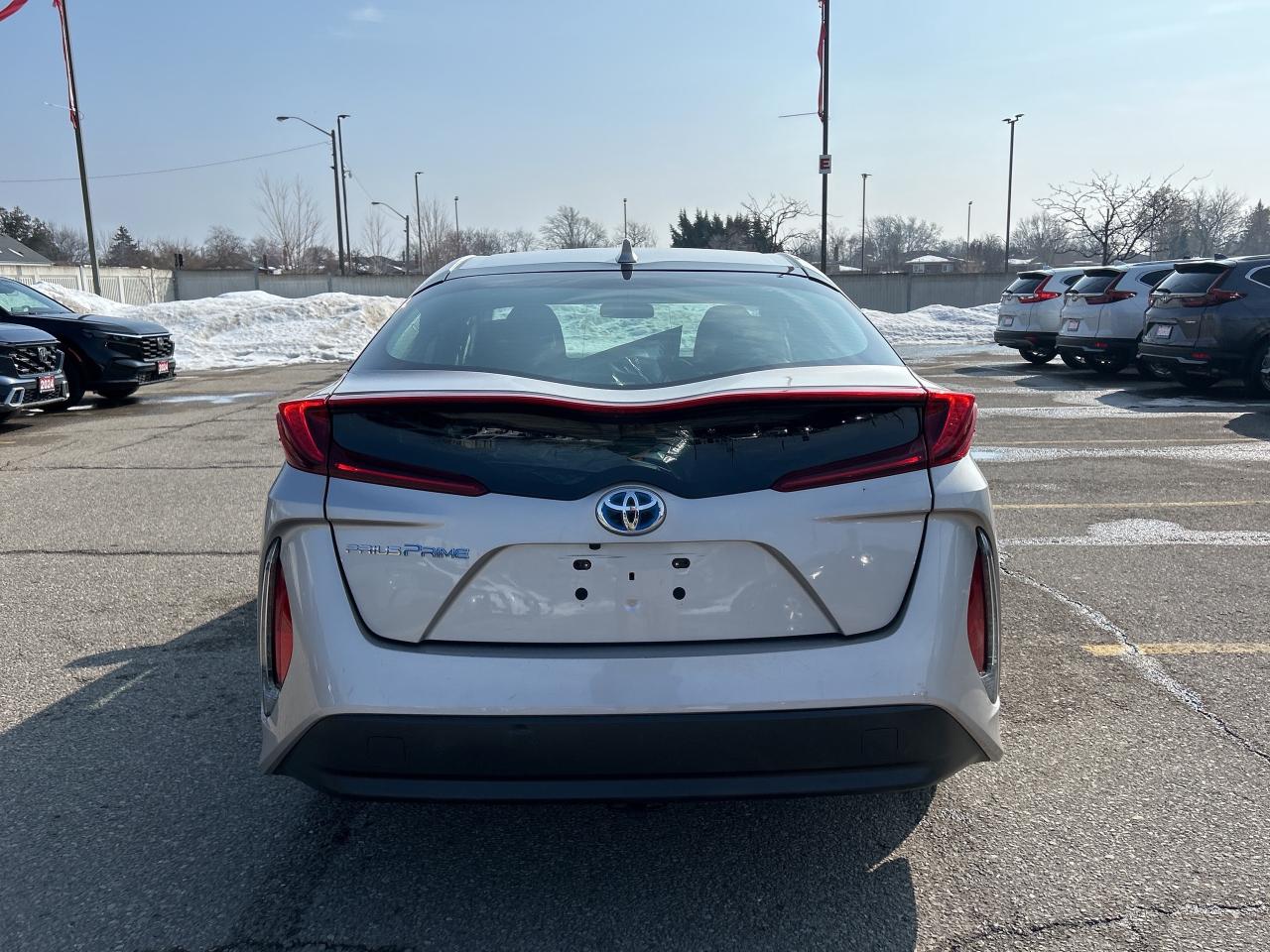 2020 Toyota Prius Prime Prime LE CarPlay Bluetooth Rear Camera H.Seats Photo3