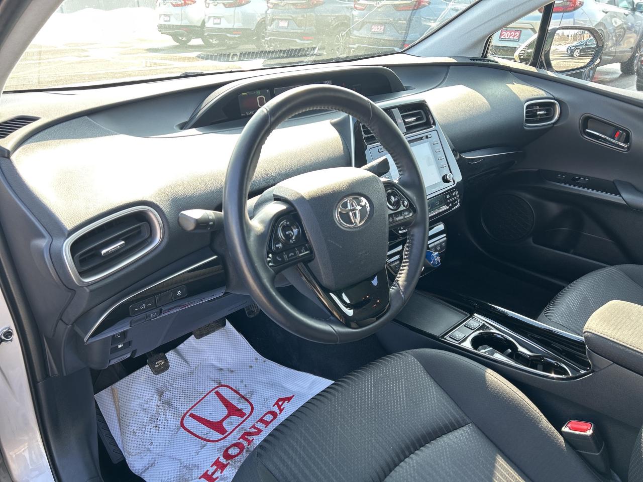 2020 Toyota Prius Prime Prime LE CarPlay Bluetooth Rear Camera H.Seats Photo