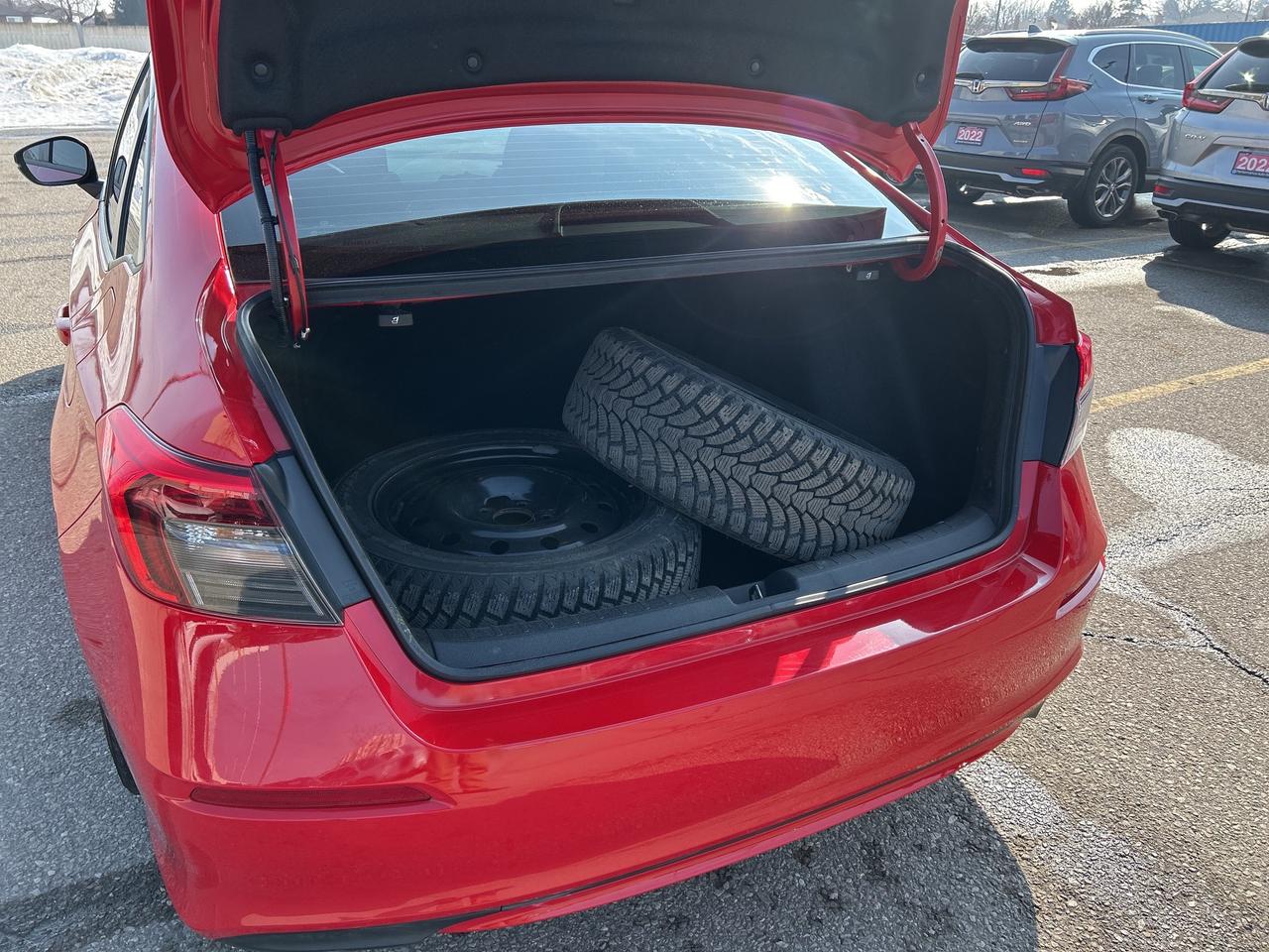 2024 Honda Civic Sedan Sport CVT CarPlay Sunroof H.Seats 2 Sets of Tires Photo