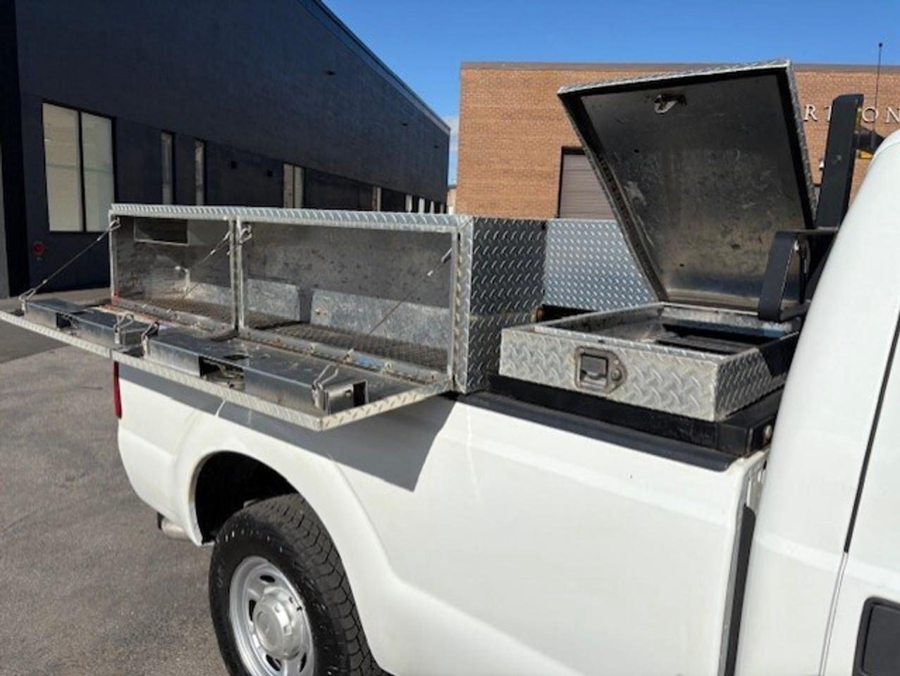 2016 Ford F-250 REGULAR CAB-LONG BOX-P/LIFTGATE-1 OWNER-CERTIFIED Photo