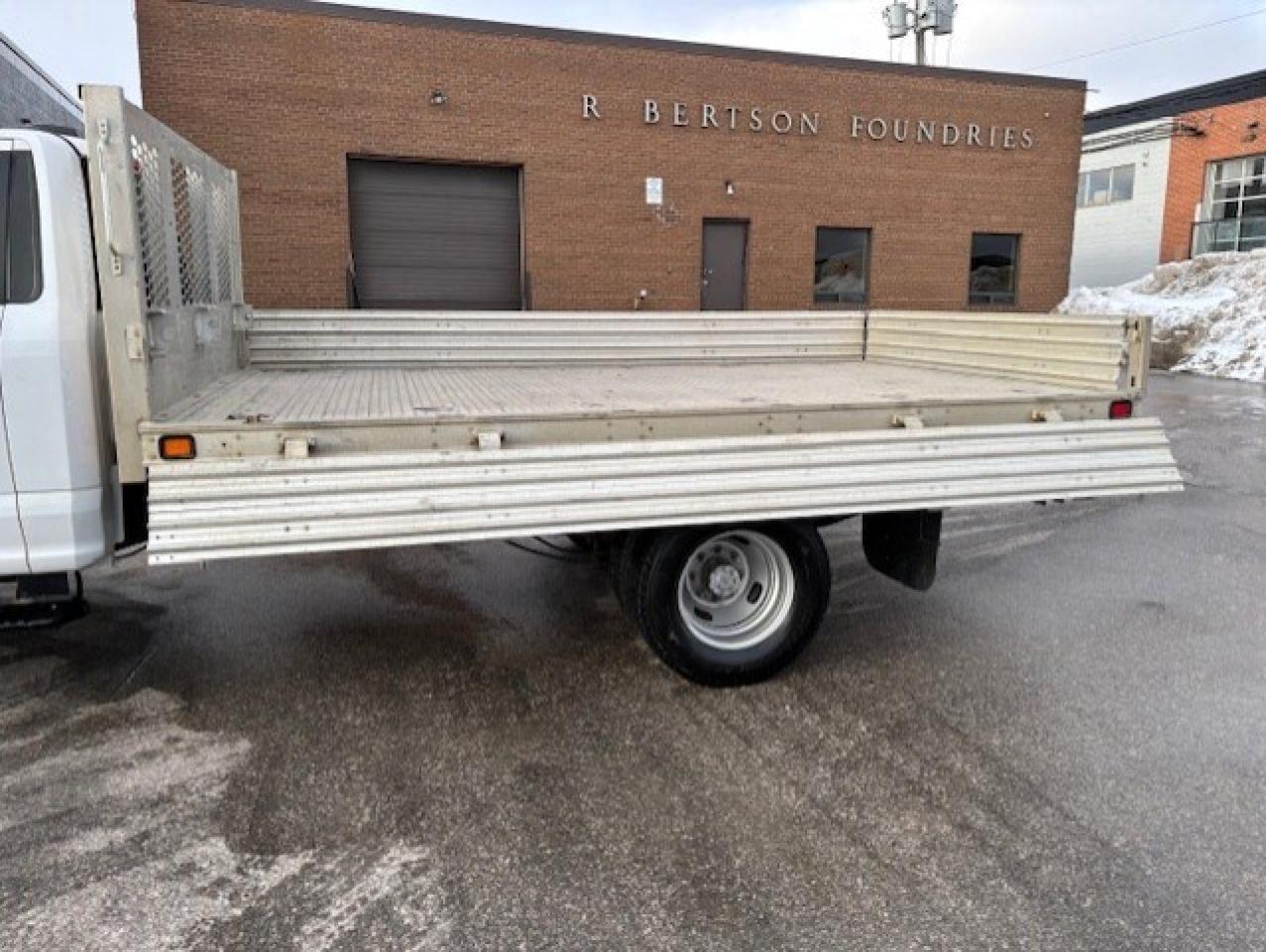 2021 Ford F-350 4WD REGULAR CAB-12.5 FT FLAT DECK-SIDE FOLD DOWNS! Photo3