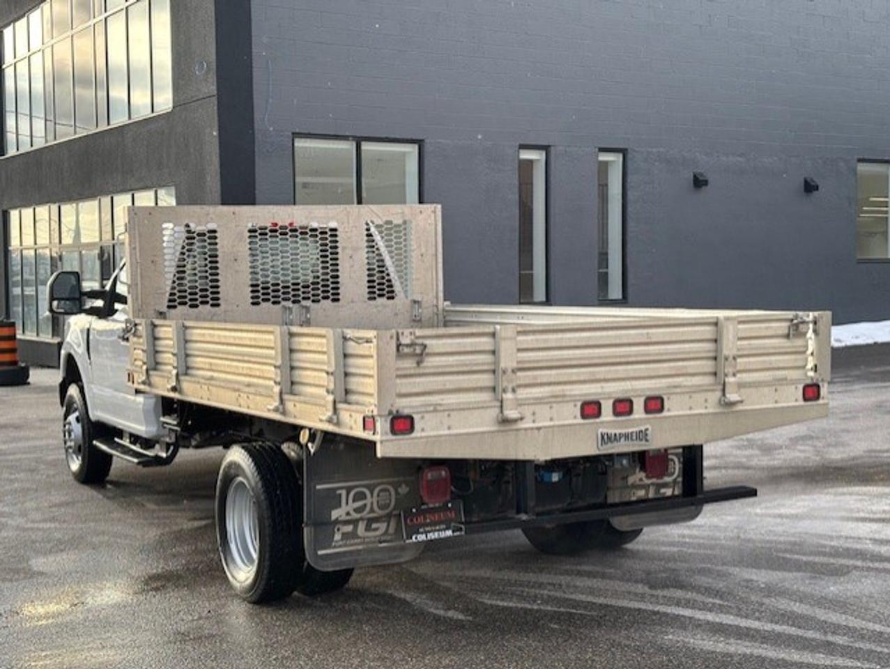 2021 Ford F-350 4WD REGULAR CAB-12.5 FT FLAT DECK-SIDE FOLD DOWNS! Photo4