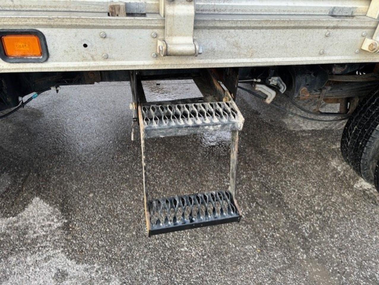 2021 Ford F-350 4WD REGULAR CAB-12.5 FT FLAT DECK-SIDE FOLD DOWNS! Photo