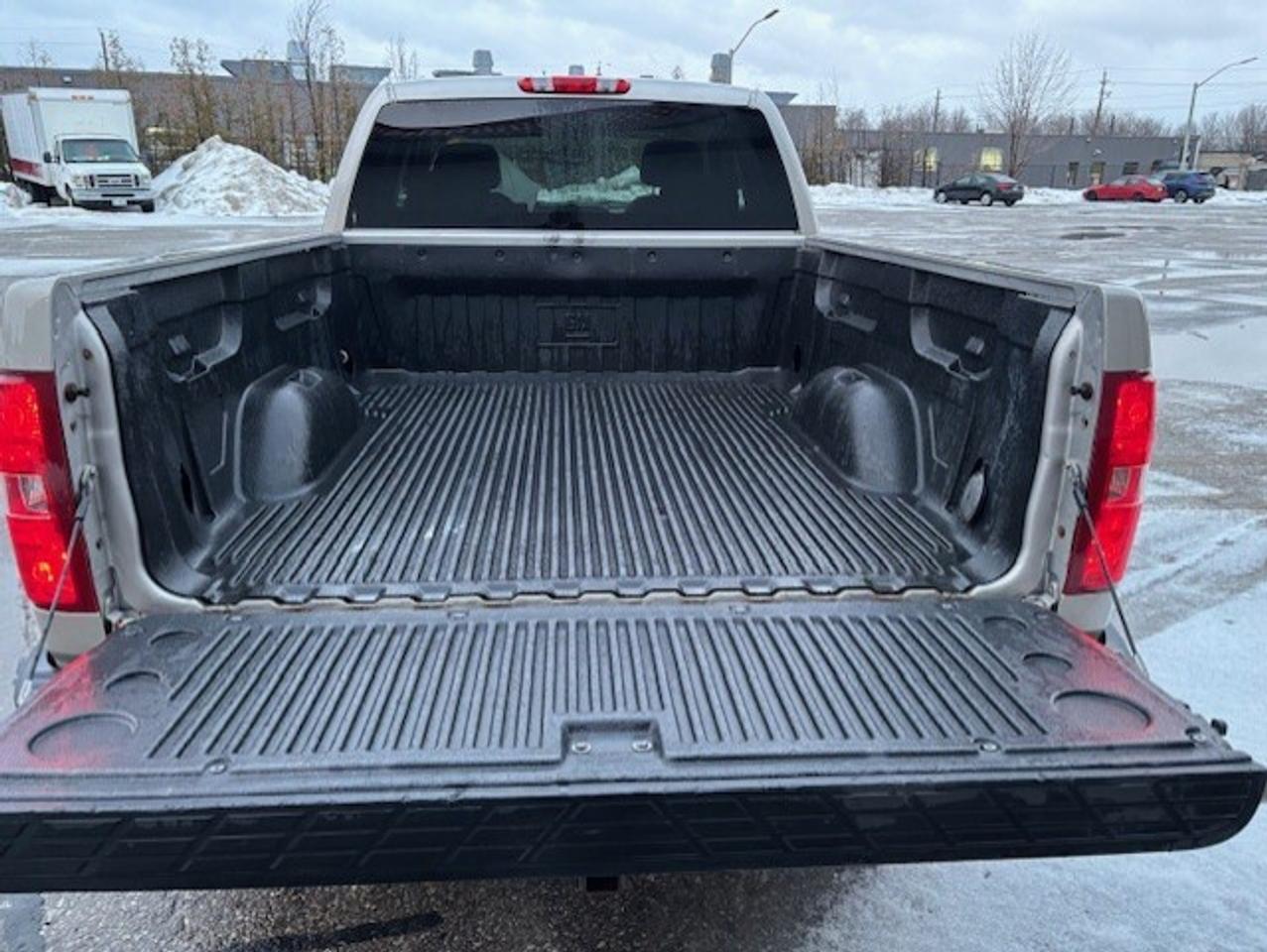 2009 Chevrolet Silverado 1500 LS 4WD Ext Cab ONLY 65,000KM-1 OWNER-CERTIFIED! Photo