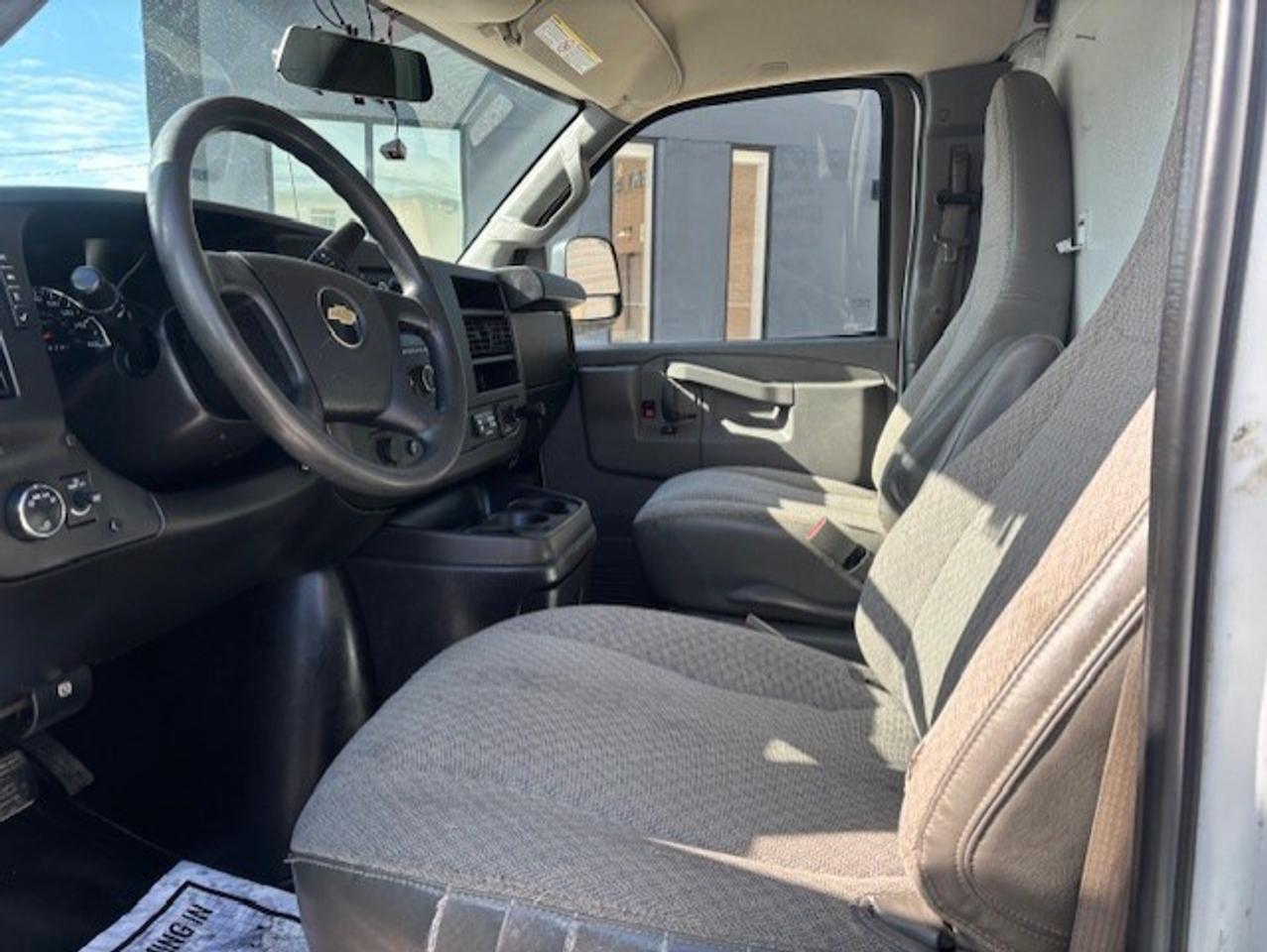 2018 Chevrolet Express 2500 EXTENDED **THERMO KING REEFER-FREEZER** Photo