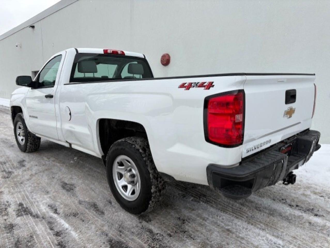 2018 Chevrolet Silverado 1500 LS 4WD 5.3L V8 REGULAR CAB 8' LONG BOX-CAMERA! Photo2