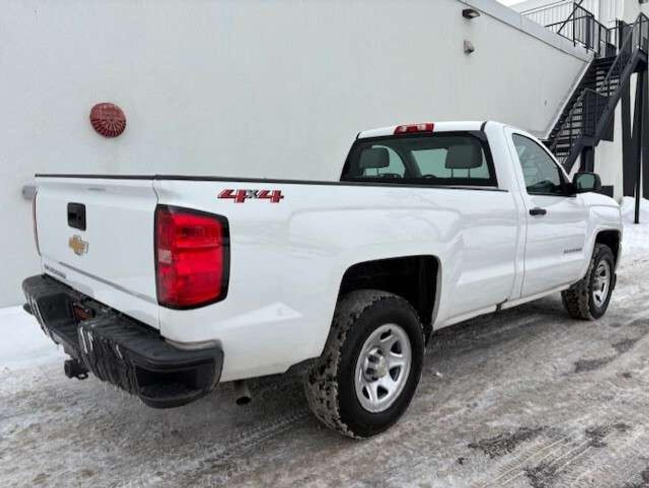 2018 Chevrolet Silverado 1500 LS 4WD 5.3L V8 REGULAR CAB 8' LONG BOX-CAMERA! Photo