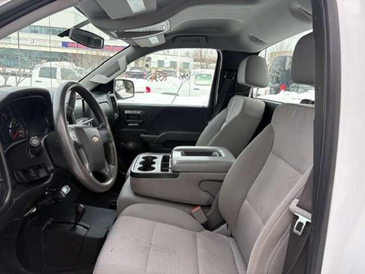 2018 Chevrolet Silverado 1500 LS 4WD 5.3L V8 REGULAR CAB 8' LONG BOX-CAMERA! Photo