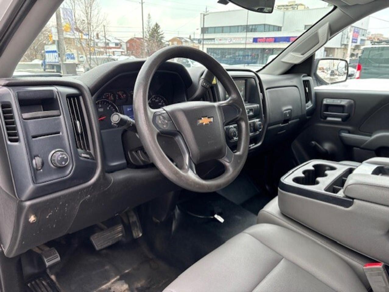 2018 Chevrolet Silverado 1500 V6 REGULAR CAB-SHORT BOX-CAP-TOW PKG-LADDER RACKS Photo