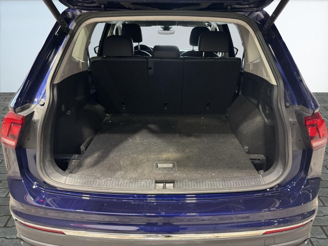 2022 Volkswagen Tiguan Comfortline 4MOTION/Sunroof/Leather/NAVI/Clean Car Photo