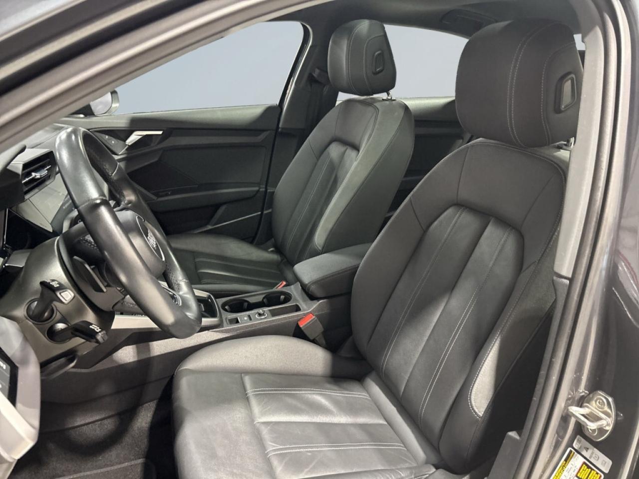 2023 Audi A3 Komfort/Sunroof/NAVI/Leather/Clean carfax/Service Photo