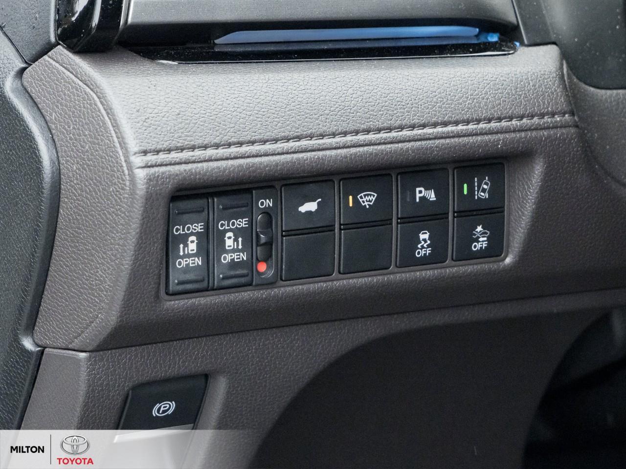 2019 Honda Odyssey SUNROOF NAVIGATION COOLED SEATS LEATHER WIRELESS C Photo