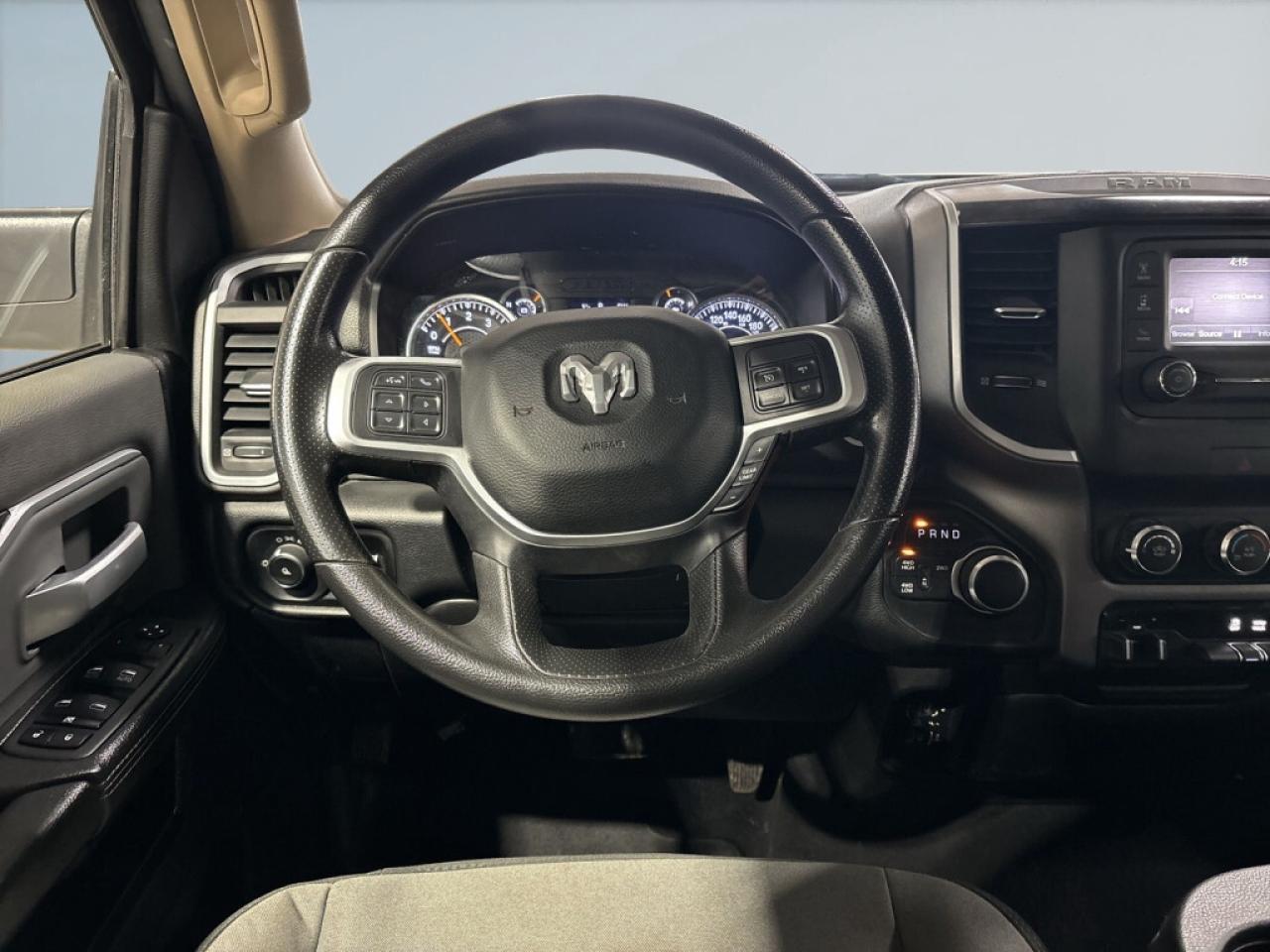 2020 RAM 3500 Big Horn  HEMI  6.4L V8 4X4 Crew Cab 8ft. box/ Big Photo