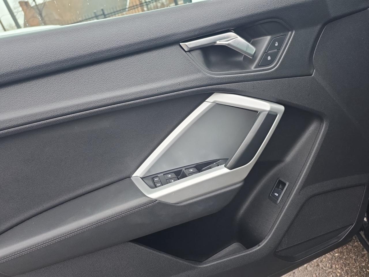 2022 Audi Q3 45 TFSI quattro *NO ACCIDENTS / 1 OWNER / FULL SER Photo