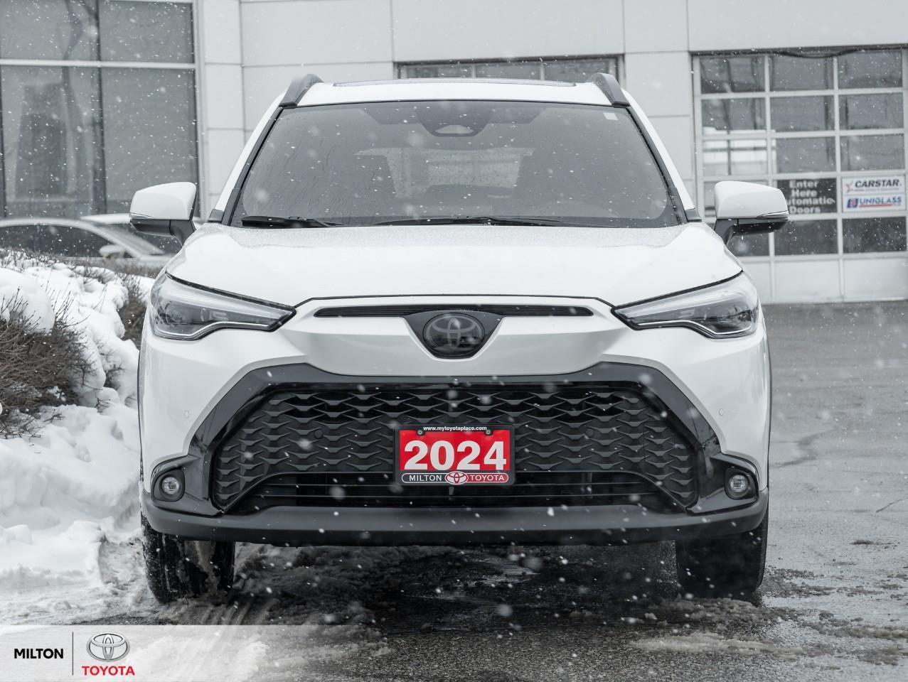 2024 Toyota Corolla Cross LEATHER SUNROOF JBL ONE OWNER TCUV XSE Photo