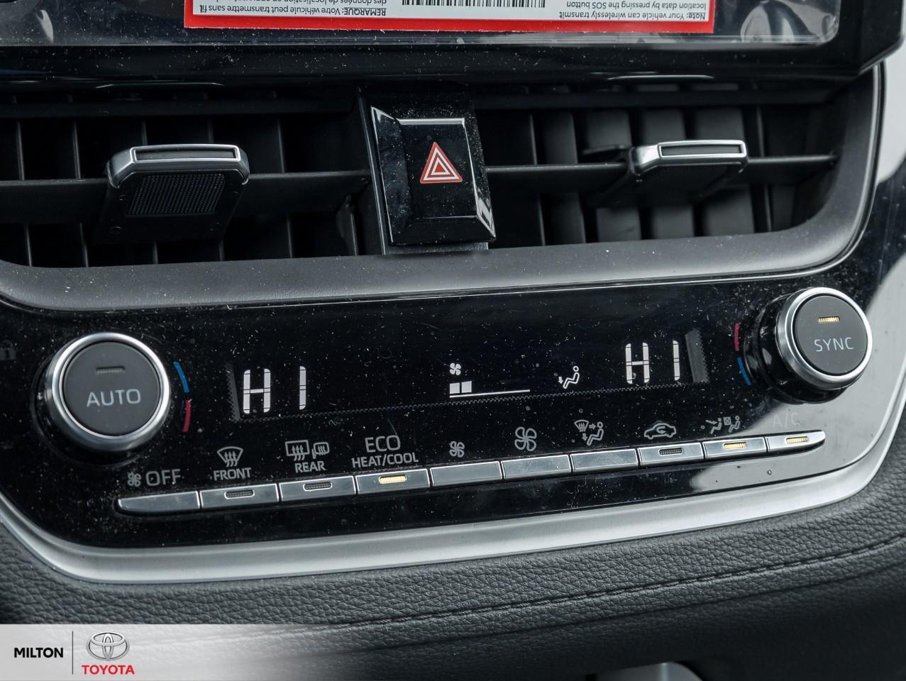 2024 Toyota Corolla Cross LEATHER SUNROOF JBL ONE OWNER TCUV XSE Photo