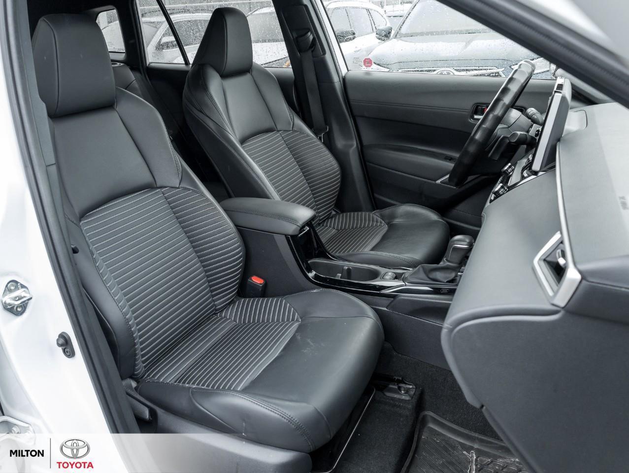 2024 Toyota Corolla Cross LEATHER SUNROOF JBL ONE OWNER TCUV XSE Photo