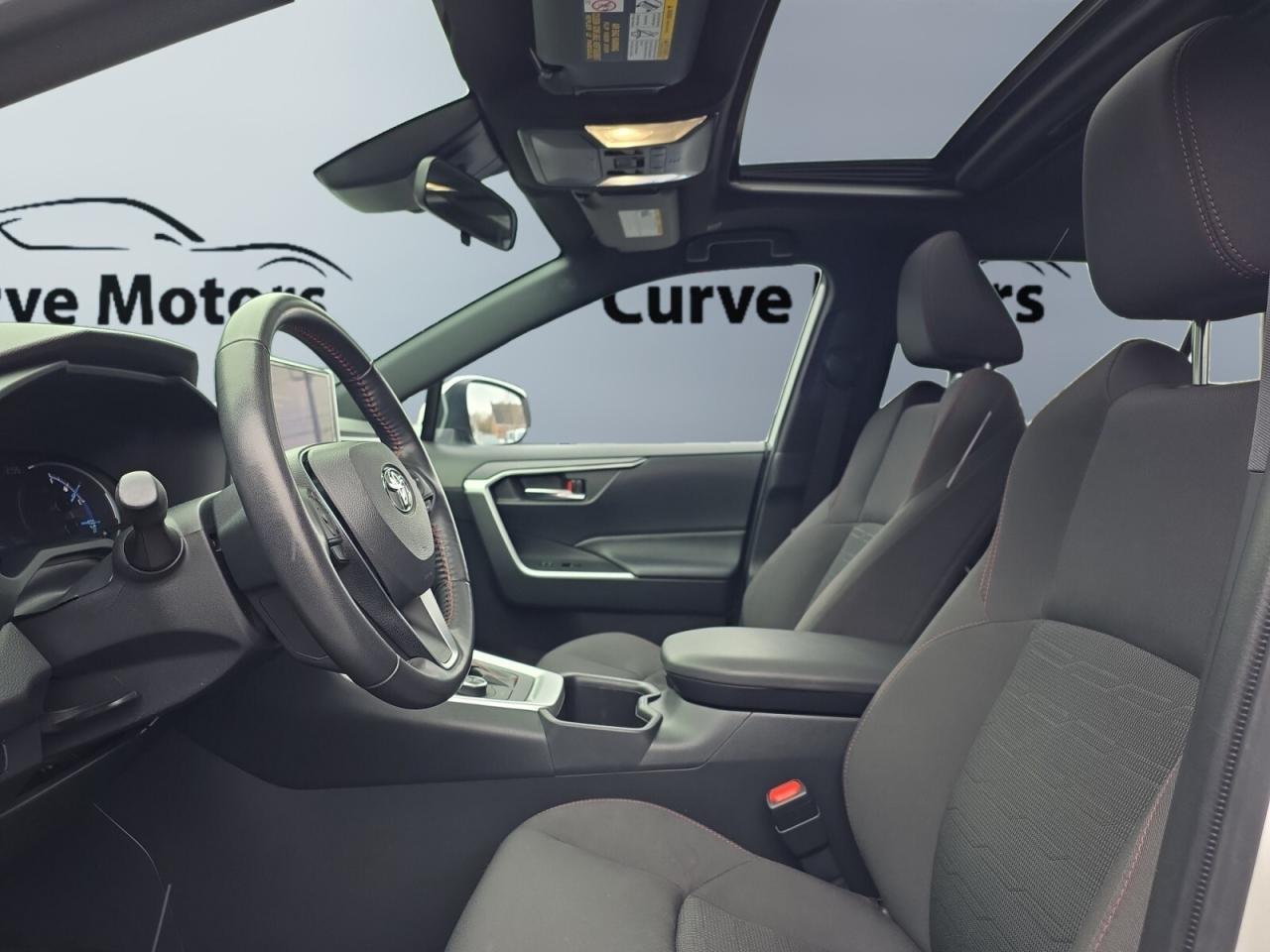 2023 Toyota RAV4 Prime NO ACCIDENTS / 1 OWNER / LOW KM / CARPLAY / SUNROO Photo