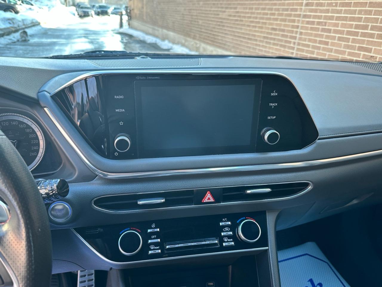 2022 Hyundai Sonata 1.6T Sport ~ NO ACCIDENTS ~ CARPLAY ~ PANO ROOF Photo