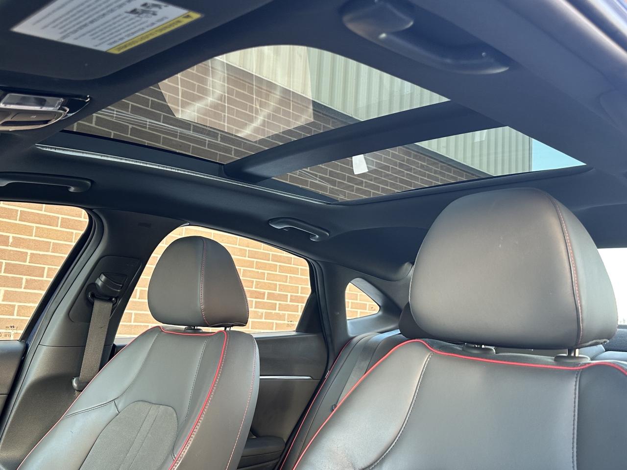 2022 Hyundai Sonata 1.6T Sport ~ NO ACCIDENTS ~ CARPLAY ~ PANO ROOF Photo