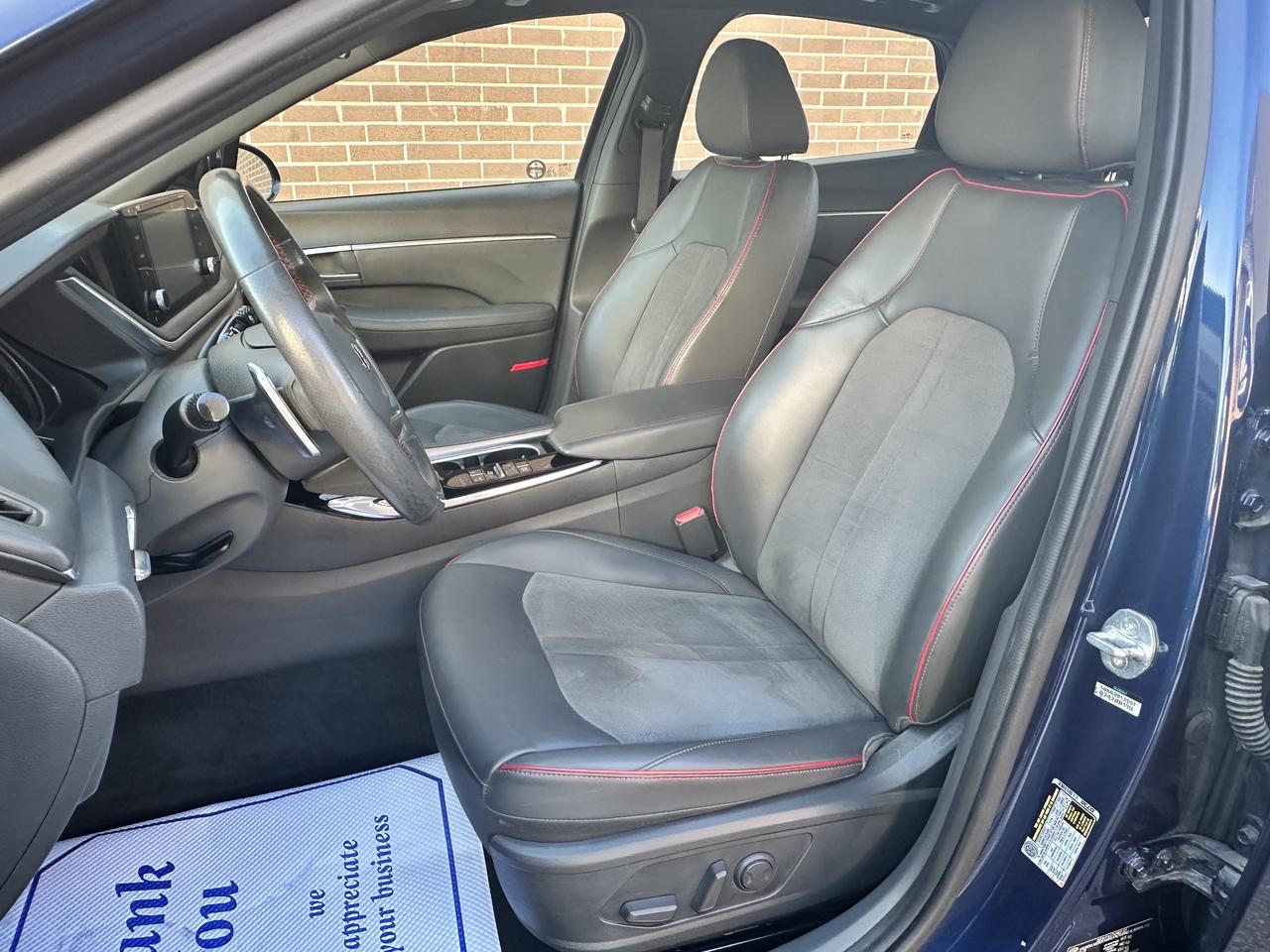 2022 Hyundai Sonata 1.6T Sport ~ NO ACCIDENTS ~ CARPLAY ~ PANO ROOF Photo