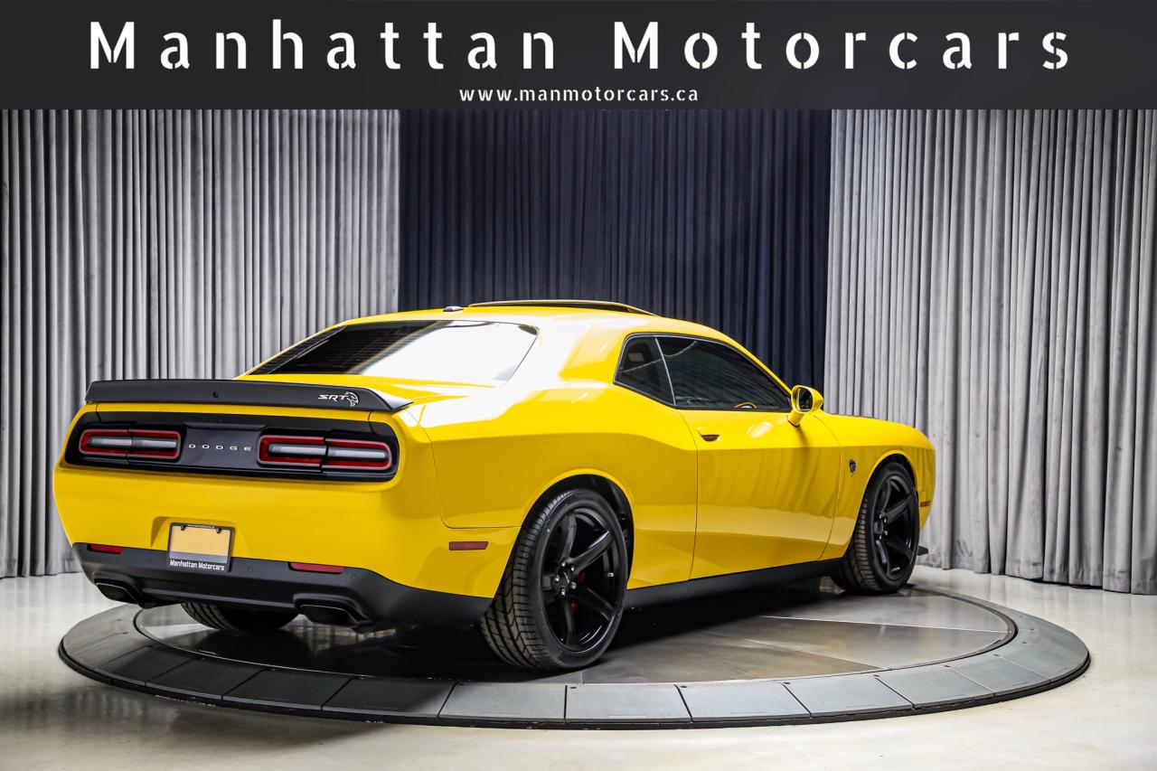 2017 Dodge Challenger SRT HELLCAT MANUAL 707HP  NOACCIDENT LOWKMS RARE Photo