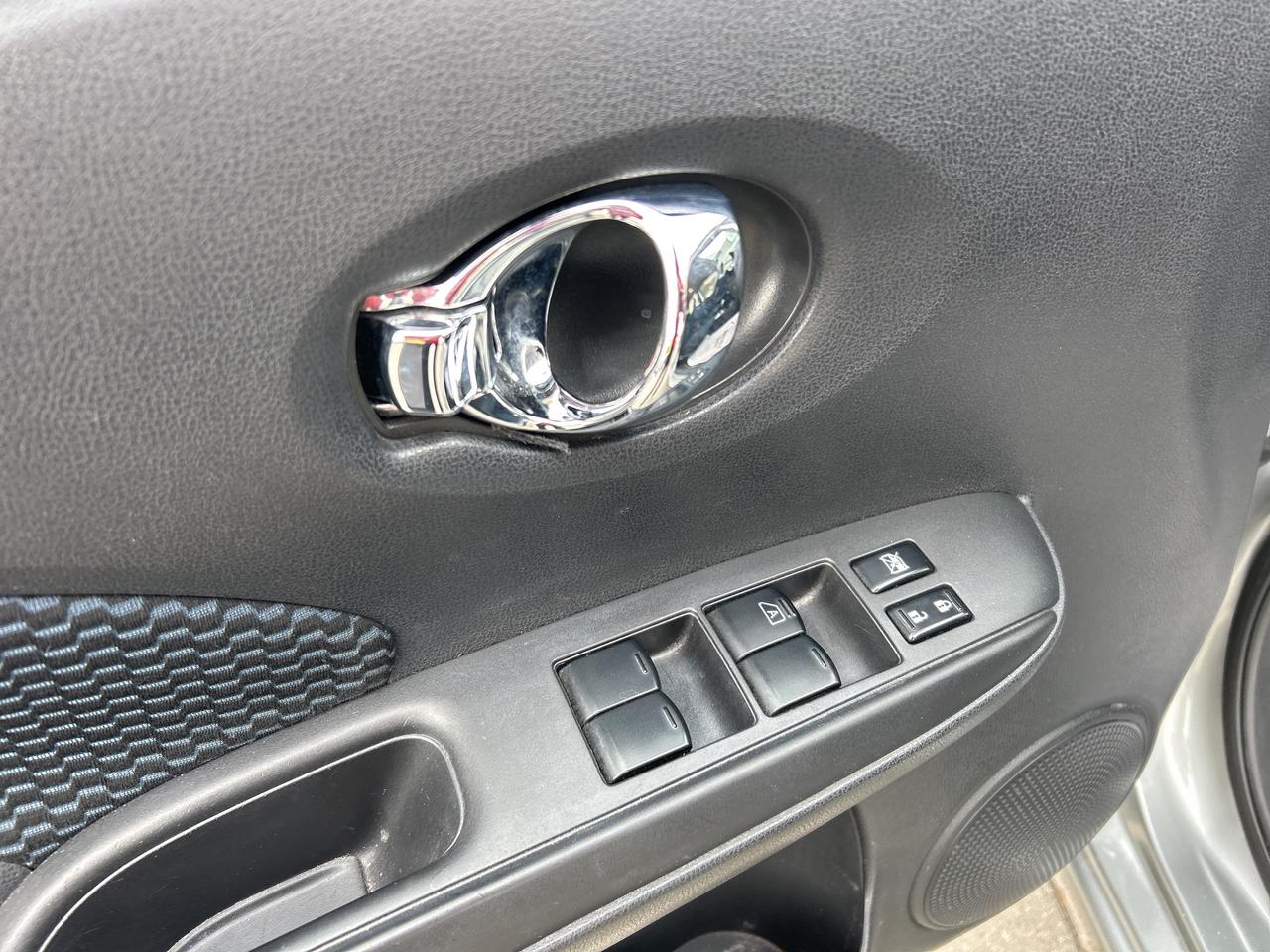 2015 Nissan Versa Note SV   Bluetooth   Backup Camera   SIRIUSXM Photo