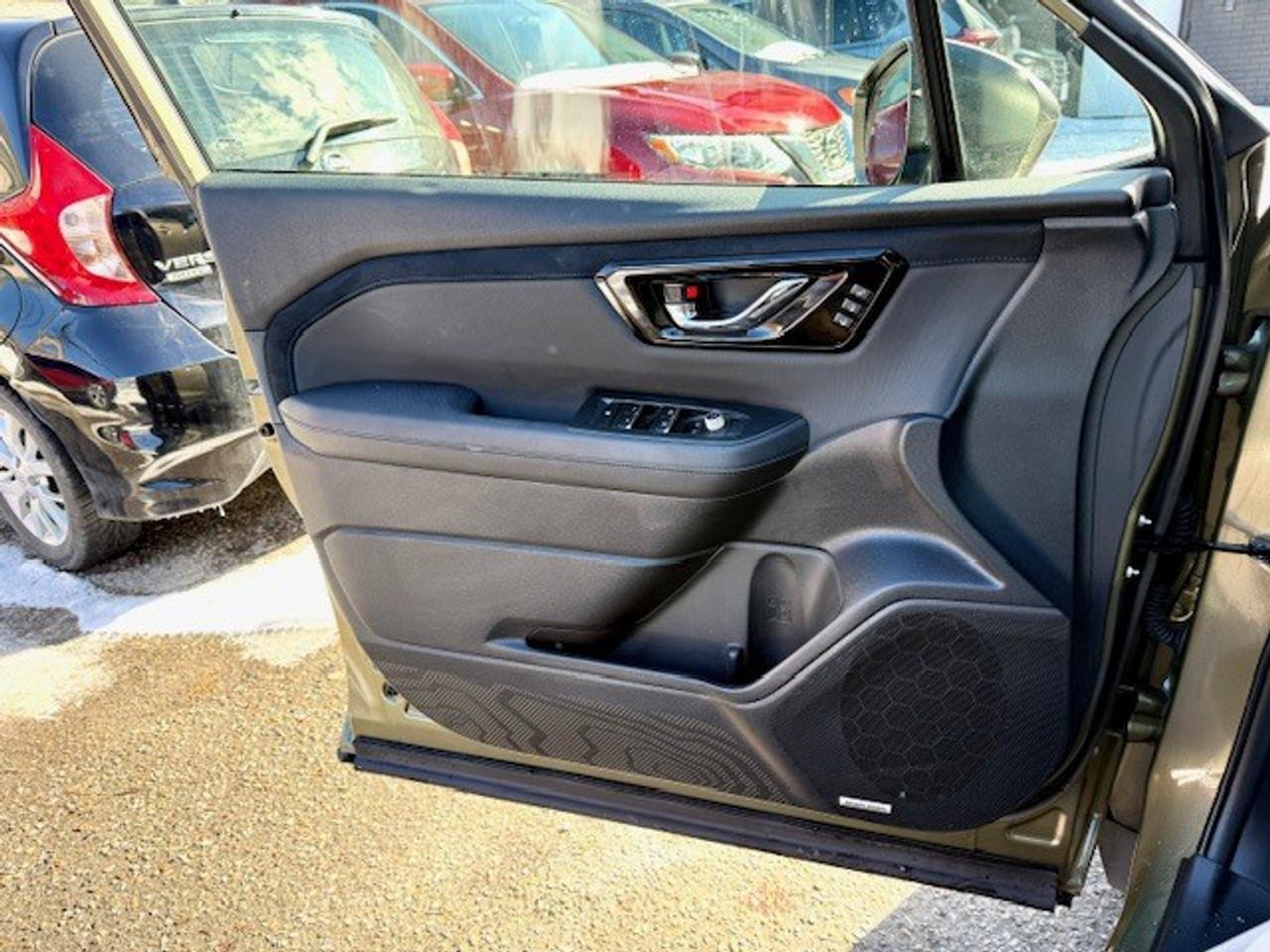 2025 Subaru Forester LIMITED AWD Photo