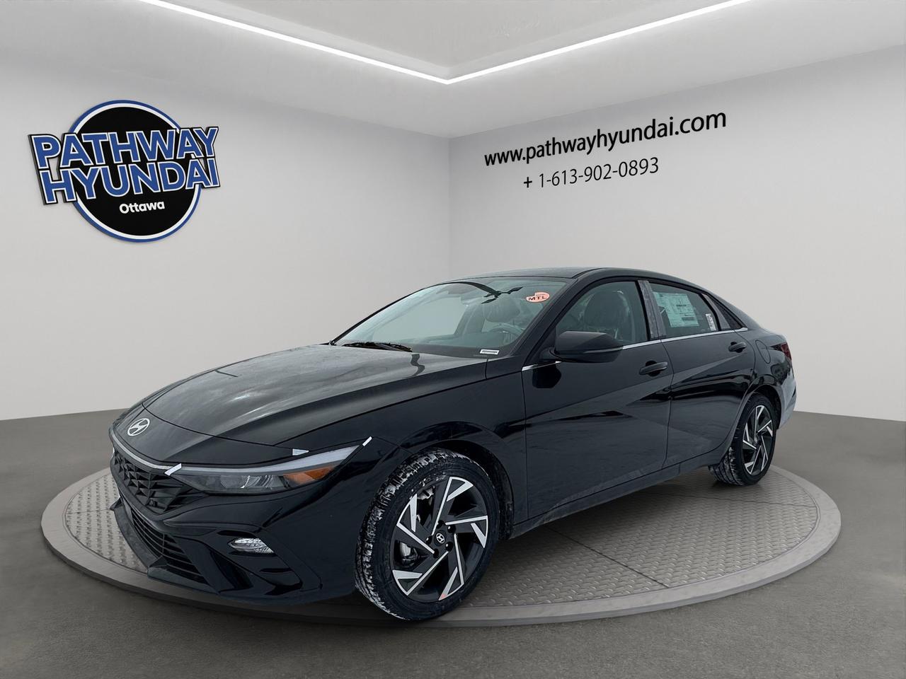 2026 Hyundai Elantra Hybrid Luxury Photo