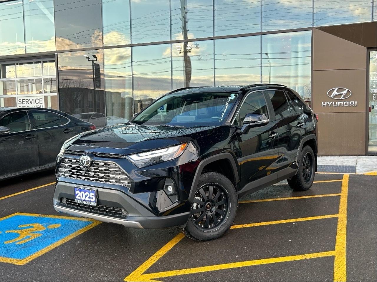 2025 Toyota RAV4 Hybrid Limited AWD   CLEAN CARFAX   ONE OWNER Photo