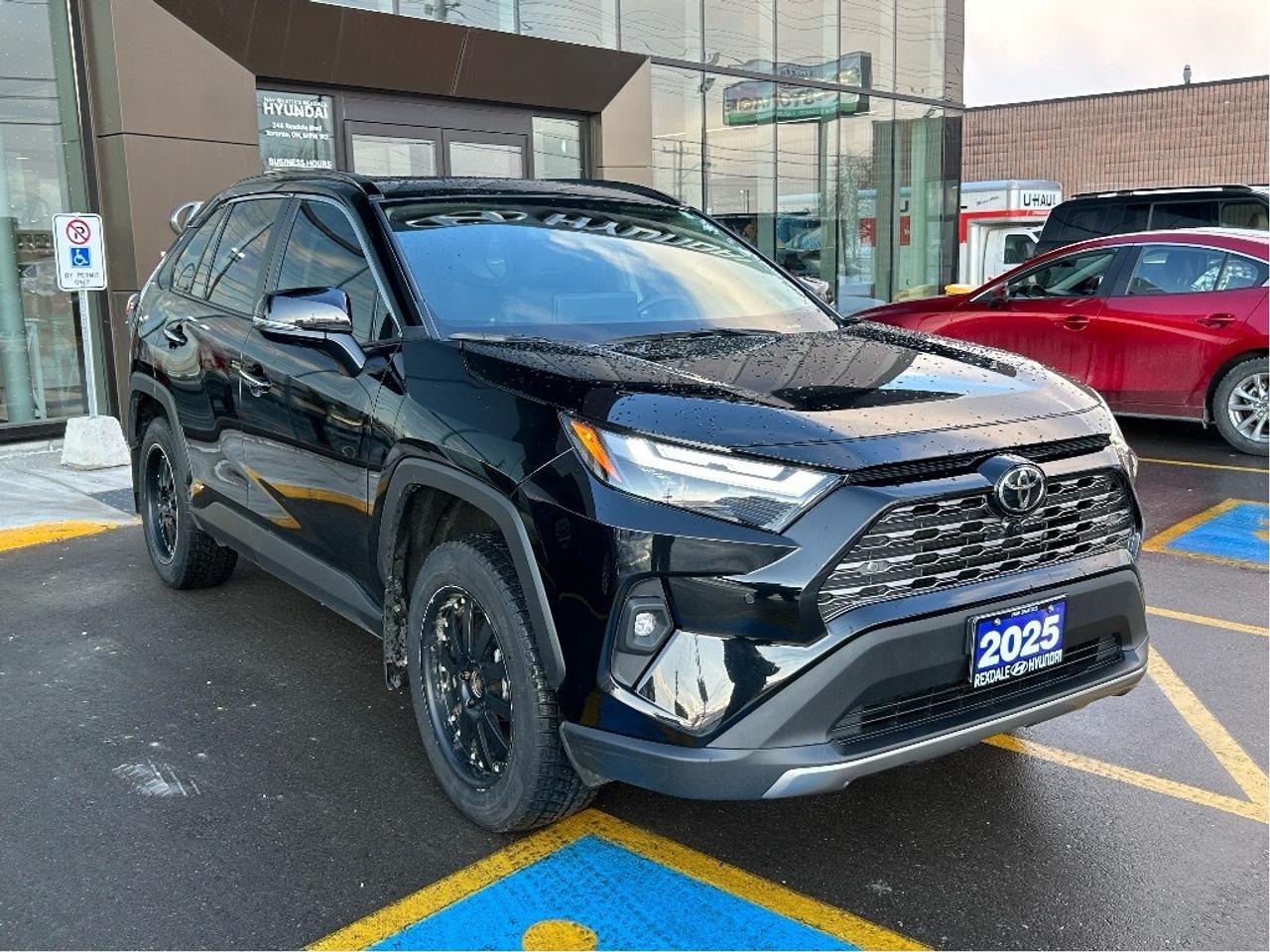 2025 Toyota RAV4 Hybrid Limited AWD   CLEAN CARFAX   ONE OWNER Photo