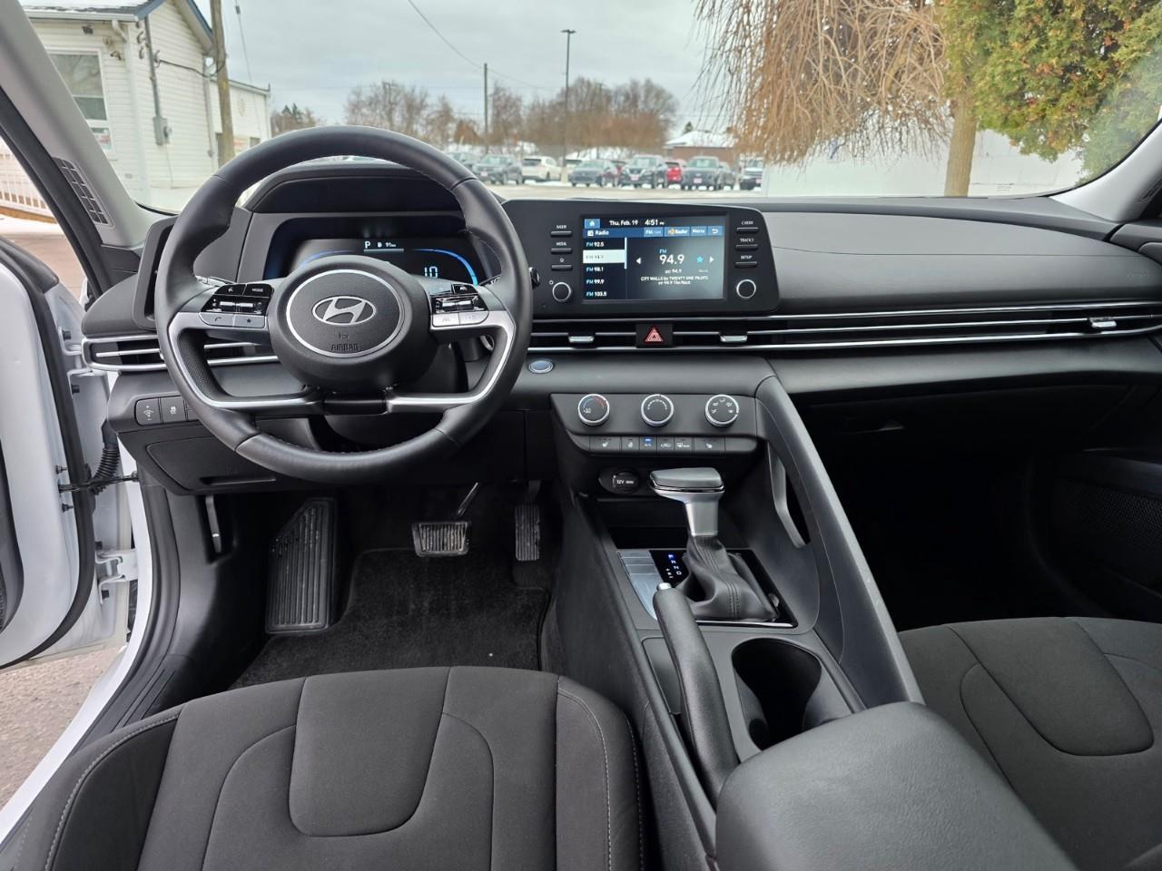 2025 Hyundai Elantra PREFERRED 4DR SEDAN Photo